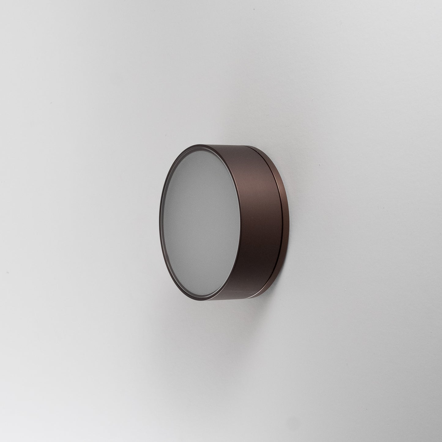 Sol. Fem - Dark Bronze