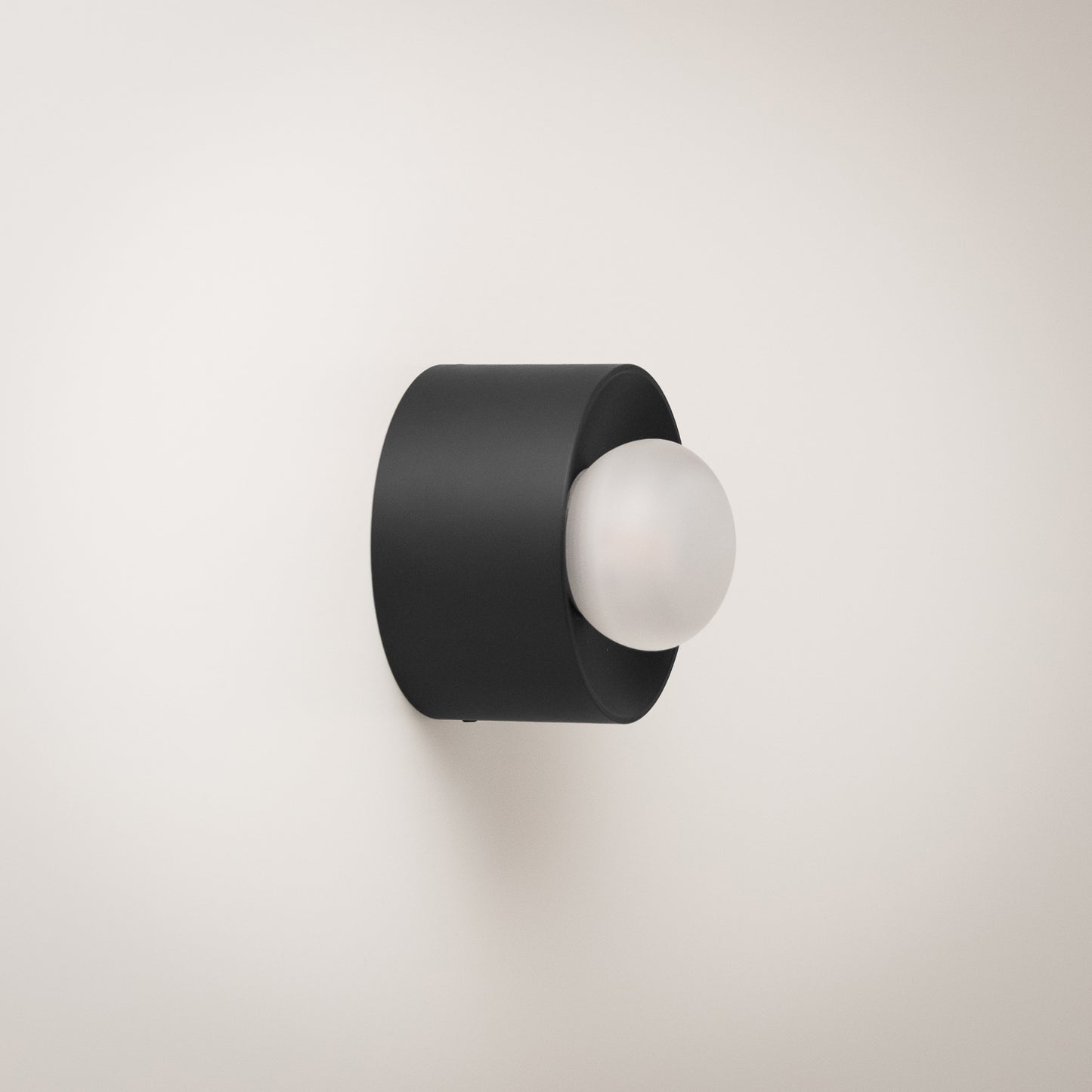 Sol.To - Matt Black